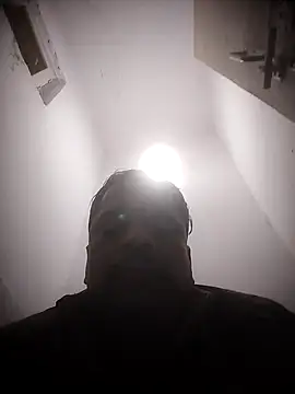 Snapshot of Sanjaysharmarbl chatting on 12/28/24, 09:09 Sanjaysharmarbl online show from 12/28/24, 09:09