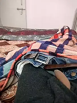 Snapshot of Sanjaysharmarbl chatting on 12/23/25, 10:46 Sanjaysharmarbl online show from 12/23/25, 10:46