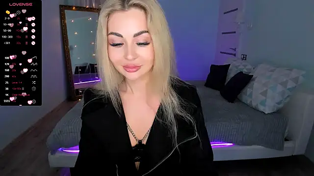 AdeleRoberts online show from 02/21/25, 12:39