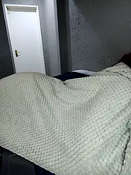 slimcate91 online show from 11/29/25, 09:40