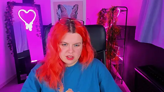 NielletaBlossom online show from 12/30/24, 05:04