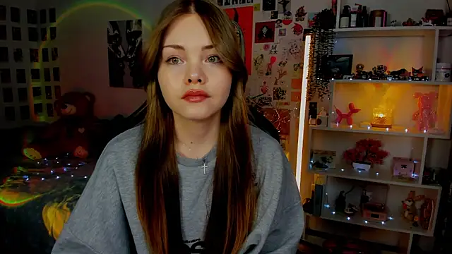 AkiraKatsu online show from 04/06/26, 11:44