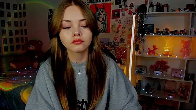 AkiraKatsu online show from 04/25/26, 11:13