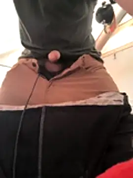 Snapshot of potholder420 chatting on 12/16/25, 03:17 potholder420 online show from 12/16/25, 03:17