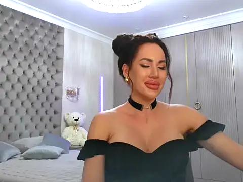 TianaPosh online show from 01/24/25, 09:58