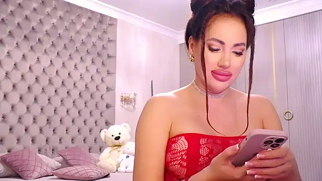 TianaPosh online show from 10/10/25, 06:07