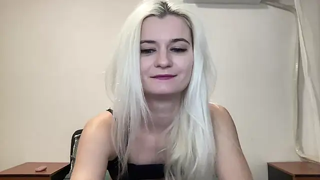 Onika Love online show from 11/01/25, 04:20