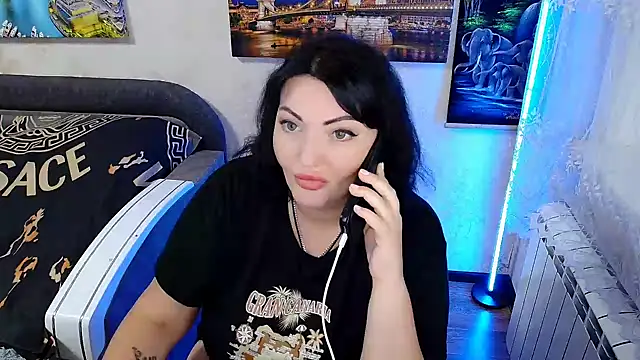 Snapshot of Lady_Boom_Wild_ chatting on 09/19/25, 05:24 Lady Boom Wild online show from 09/19/25, 05:24