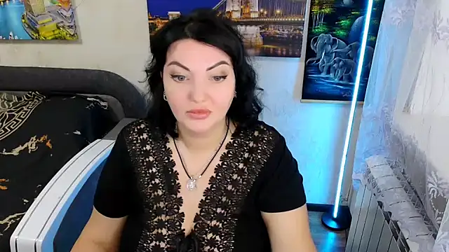 Snapshot of Lady_Boom_Wild_ chatting on 09/29/25, 05:45 Lady Boom Wild online show from 09/29/25, 05:45