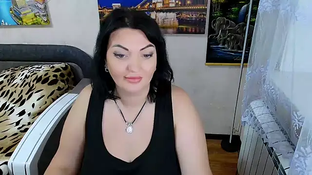 Snapshot of Lady_Boom_Wild_ chatting on 09/30/25, 06:24 Lady Boom Wild online show from 09/30/25, 06:24