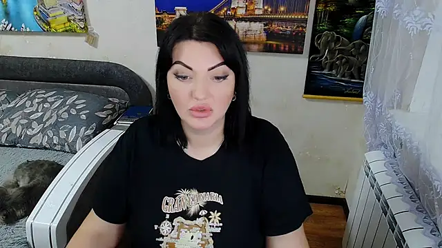 Snapshot of Lady_Boom_Wild_ chatting on 10/22/25, 08:03 Lady Boom Wild online show from 10/22/25, 08:03