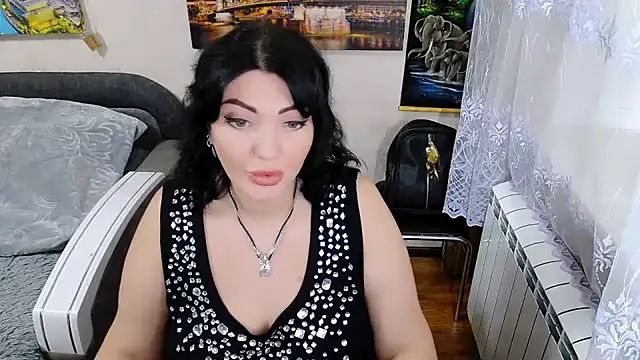 Snapshot of Lady_Boom_Wild_ chatting on 11/21/25, 08:02 Lady Boom Wild online show from 11/21/25, 08:02