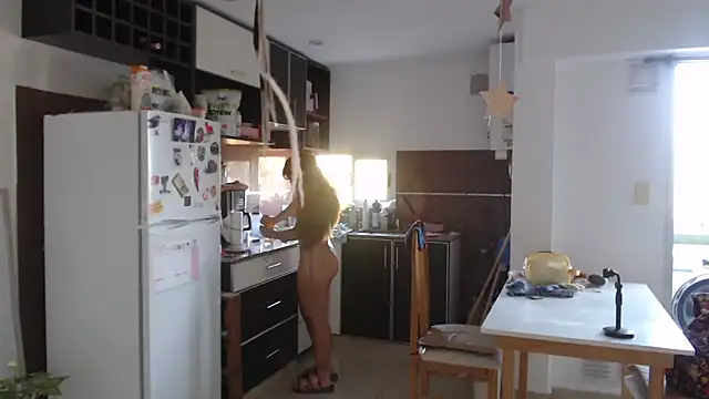 bunnylolaa4 online show from 02/16/26, 10:22