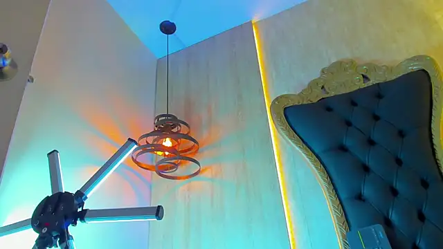 thaddeus king online show from 03/01/25, 01:32