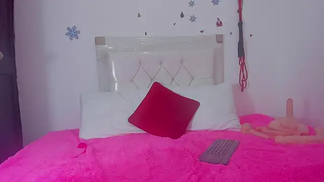 Snapshot of Lori_Evanss chatting on 12/27/24, 06:03 Lori Evanss online show from 12/27/24, 06:03