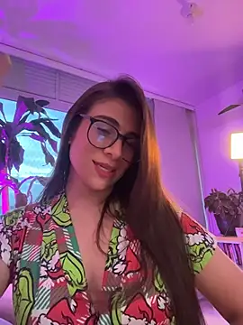 Snapshot of MariaIsabella8 chatting on 05/03/26, 10:49 MariaIsabella8 online show from 05/03/26, 10:49