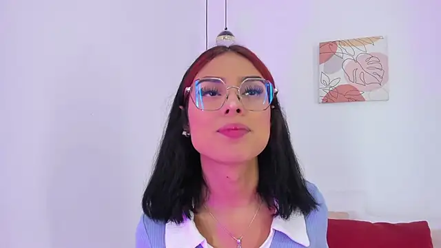 Snapshot of samantha__fairy chatting on 12/02/24, 03:03 samantha fairy online show from 12/02/24, 03:03