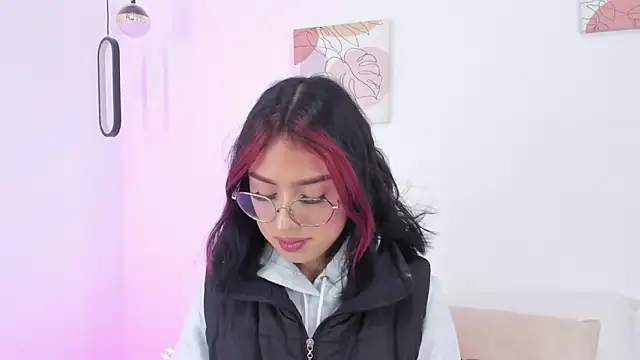 Snapshot of samantha__fairy chatting on 12/22/24, 02:16 samantha fairy online show from 12/22/24, 02:16