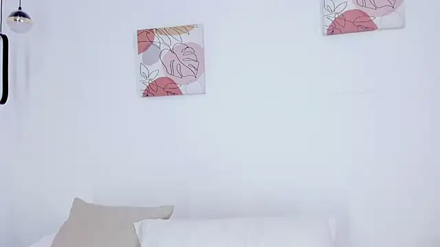 Snapshot of samantha__fairy chatting on 01/13/25, 06:38 samantha fairy online show from 01/13/25, 06:38