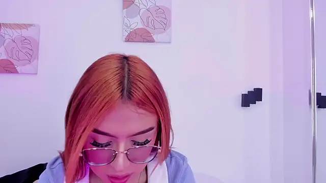 Snapshot of samantha__fairy chatting on 03/16/25, 03:39 samantha fairy online show from 03/16/25, 03:39