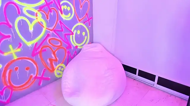 GEANNAROSE online show from 12/07/24, 08:44