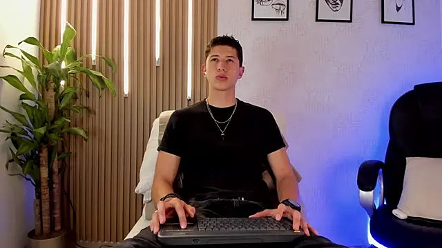 Dorianmistery2322  online show from 12/15/25, 10:25