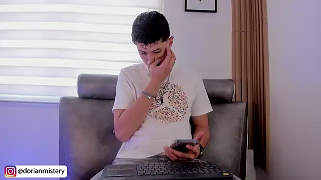 Dorianmistery2322  online show from 03/07/26, 03:09