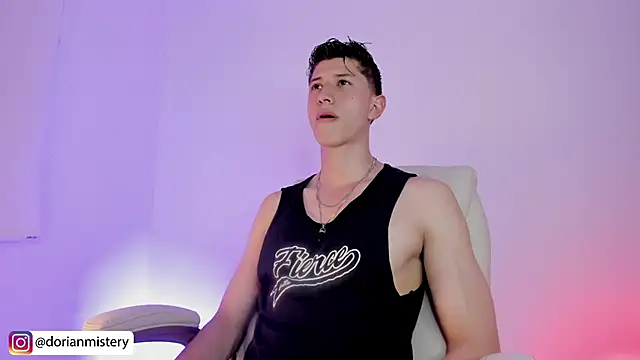 Dorianmistery2322  online show from 04/08/26, 10:54