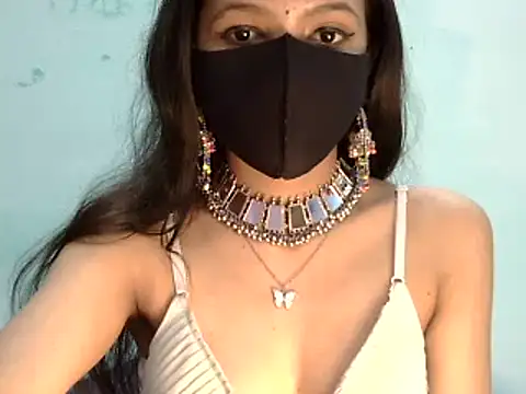 Snapshot of Cute_Alaina chatting on 02/27/25, 07:01 Cute Alaina online show from 02/27/25, 07:01