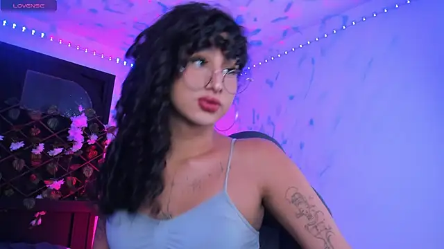 Heka Prudence online show from 01/21/25, 03:04