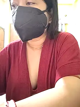 Snapshot of Royalgirl667 chatting on 12/06/24, 01:29 Royalgirl667 online show from 12/06/24, 01:29