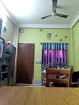 Snapshot of Royalgirl667 chatting on 12/07/24, 05:59 Royalgirl667 online show from 12/07/24, 05:59