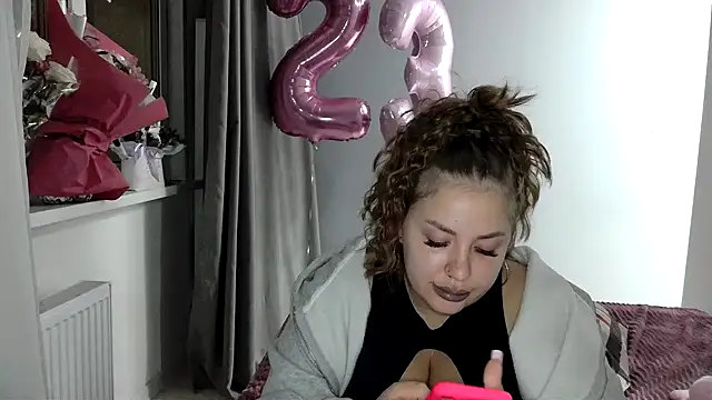 96CHloe96 online show from 01/20/25, 08:18