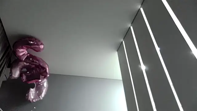 96CHloe96 online show from 03/20/25, 04:31