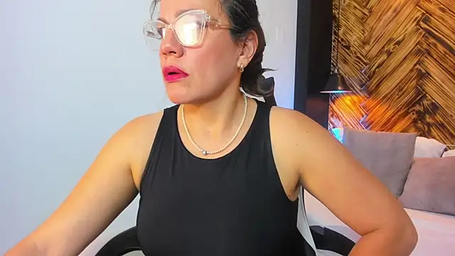 gipsela gomez online show from 03/26/26, 06:02