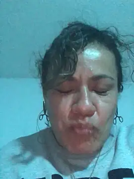 gipsela gomez online show from 04/08/26, 02:33