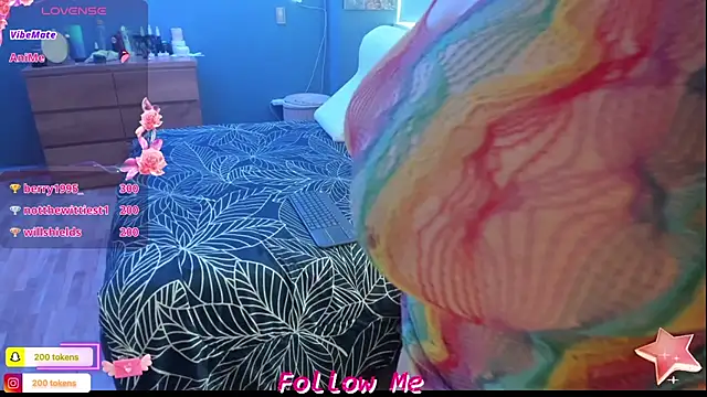 QueenYsuRey online show from 01/20/25, 05:16