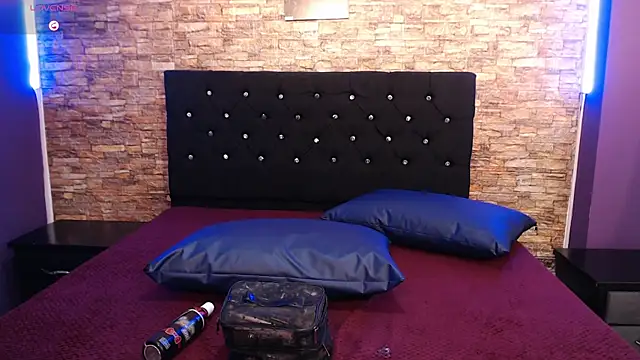 Snapshot of miacarperr1 chatting on 12/09/24, 11:34 miacarperr1 online show from 12/09/24, 11:34