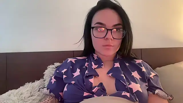 yorkshiregal online show from 01/09/25, 03:34