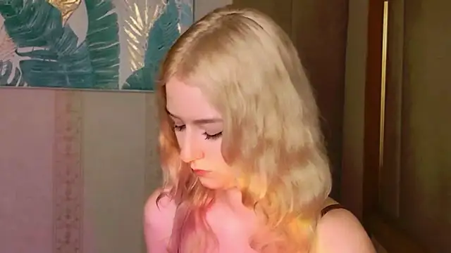 NaomiLoys online show from 11/20/25, 11:21