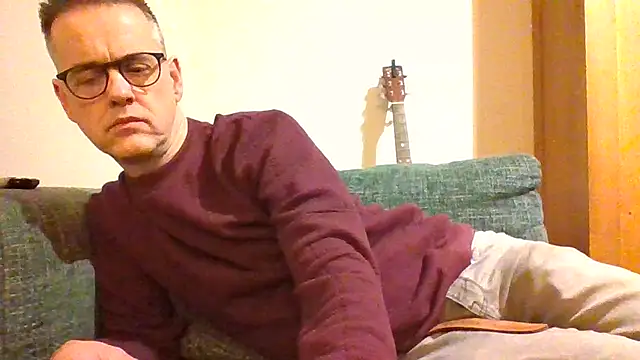 Hectorthyssen1 online show from 12/21/24, 12:09