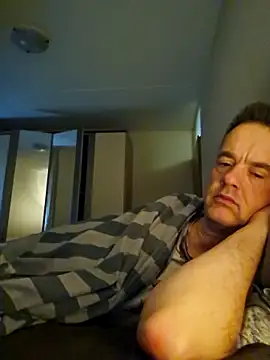 Hectorthyssen1 online show from 09/27/25, 07:24