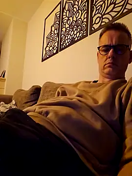 Hectorthyssen1 online show from 10/15/25, 10:43