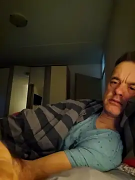 Hectorthyssen1 online show from 10/26/25, 07:47