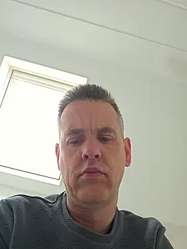 Hectorthyssen1 online show from 05/15/26, 11:17