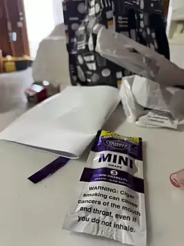 Snapshot of 69vivian chatting on 12/07/24, 03:30 69vivian online show from 12/07/24, 03:30