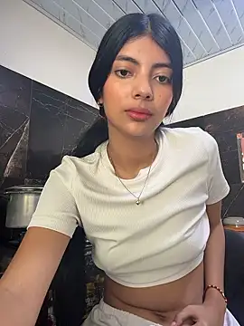 Snapshot of Baby_Niels chatting on 01/07/26, 02:41 Baby Niels online show from 01/07/26, 02:41