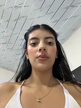 Snapshot of Baby_Niels chatting on 01/17/26, 01:32 Baby Niels online show from 01/17/26, 01:32