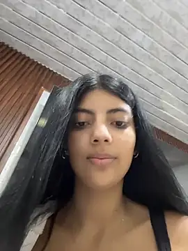 Snapshot of Baby_Niels chatting on 01/18/26, 08:34 Baby Niels online show from 01/18/26, 08:34