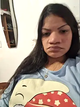 Snapshot of charllottebrasilian chatting on 06/16/26, 12:13 charllottebrasilian online show from 06/16/26, 12:13